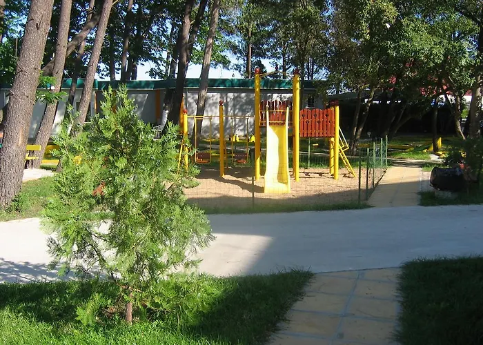 Flamingo Szálloda 3*