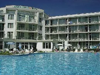 Flamingo Hotel