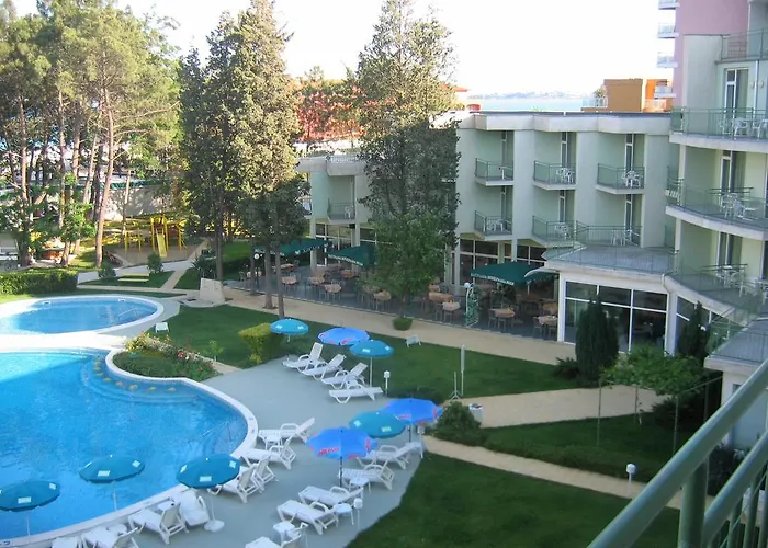 Flamingo Готель 3*