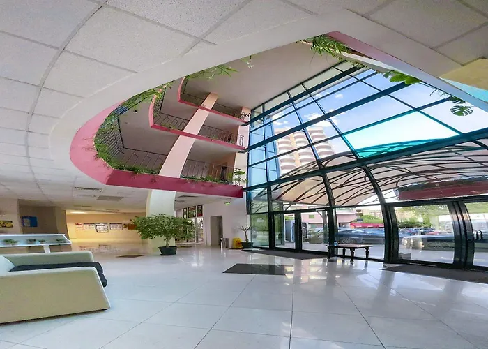 Готель Flamingo