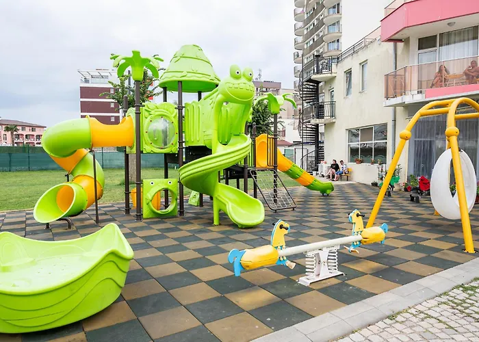 Flamingo 3* Slantschew brjag