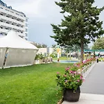 Готель Flamingo