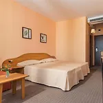 Flamingo Готель